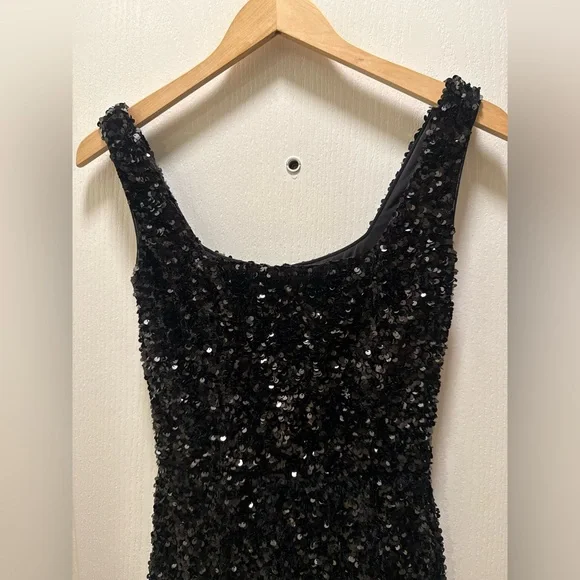 Helsi Marilyn Sequin Gown In Black Maxi dress with slit Size XS Preloved - Picture 7 of 8